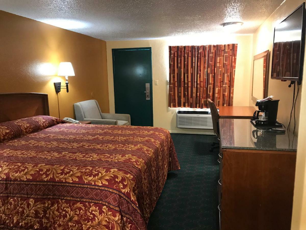 Travel Inn Weatherford Exterior photo